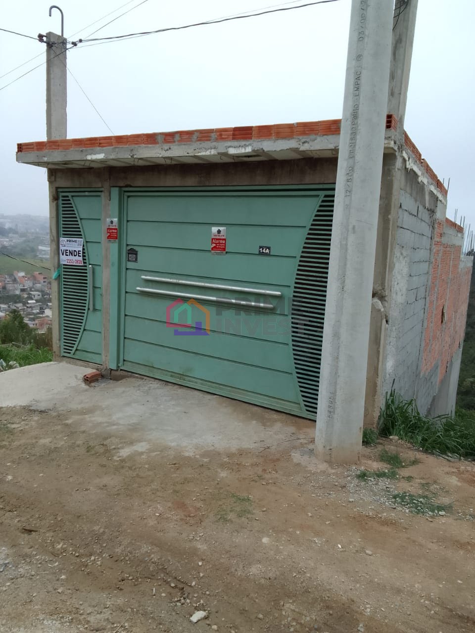 1052589977