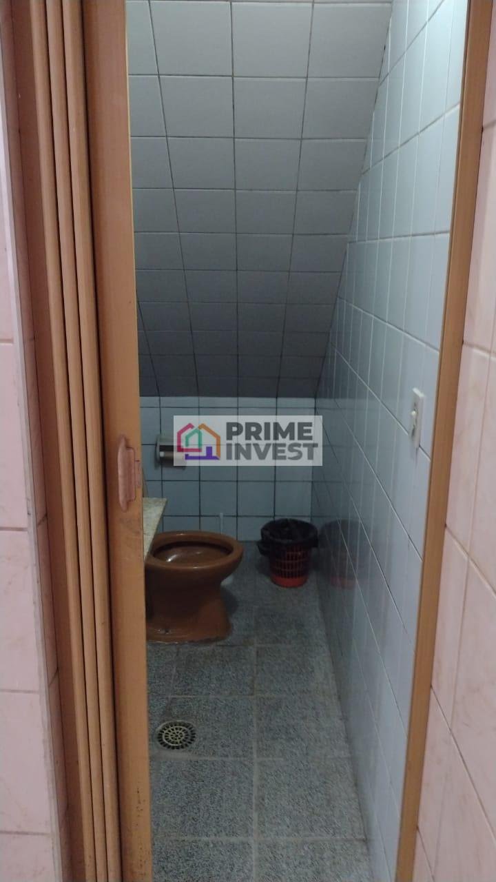 4774517765832704